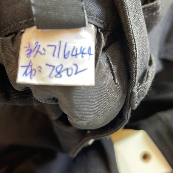 Nwot SHEIN fit+ Cargo Pants. - Picture 5 of 5